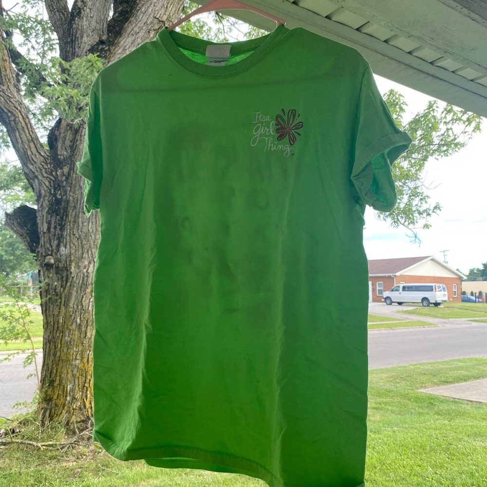 Short sleeve graphic tee